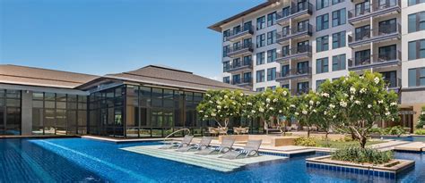dusitd2+davao|Luxury and Comfort .